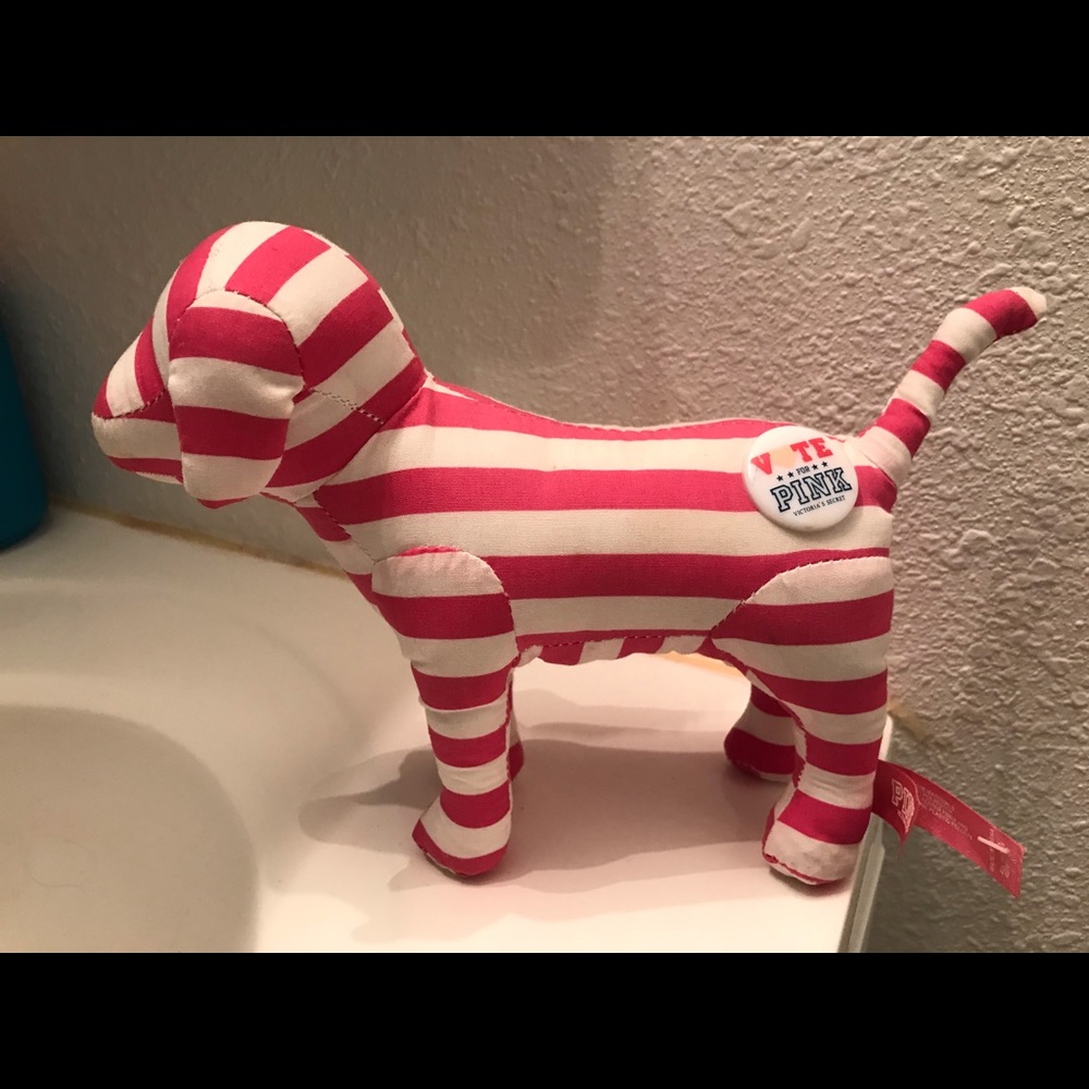 Victoria secrets display dogs